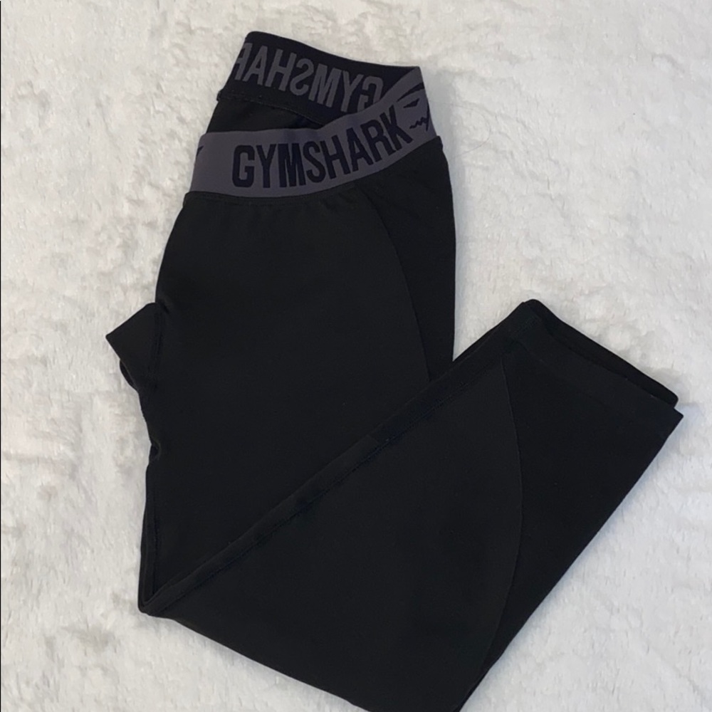 NWOT Gymshark Flex Cropped Black Leggings Size XS